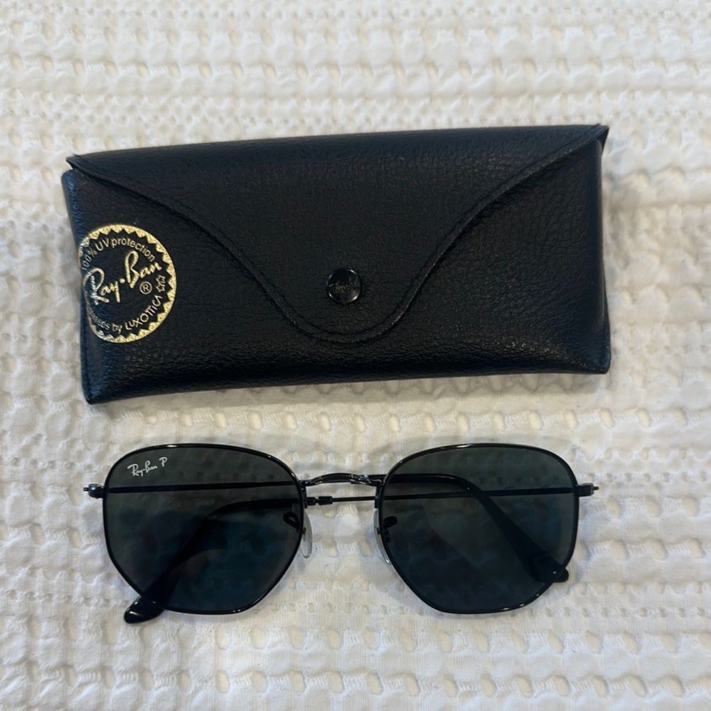Ray-Ban Black Frame Sunglasses with Case